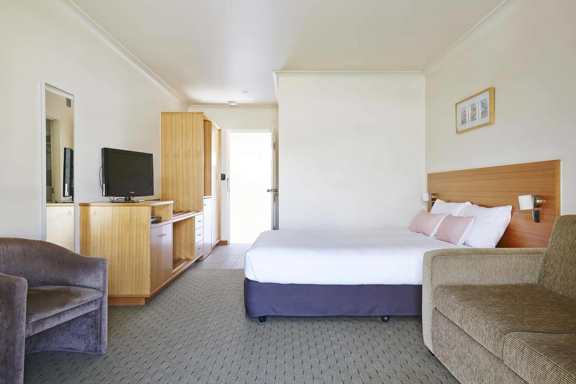 Bay Beach Motel Μπάιρον Μπέι Εξωτερικό φωτογραφία